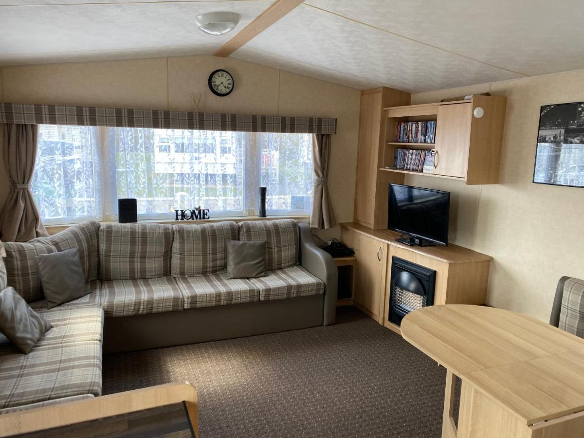 3 Bedroom 8 Berth Standard Basic Caravans With Hot Tub,Mountain Bikes Tattershall Exterior foto