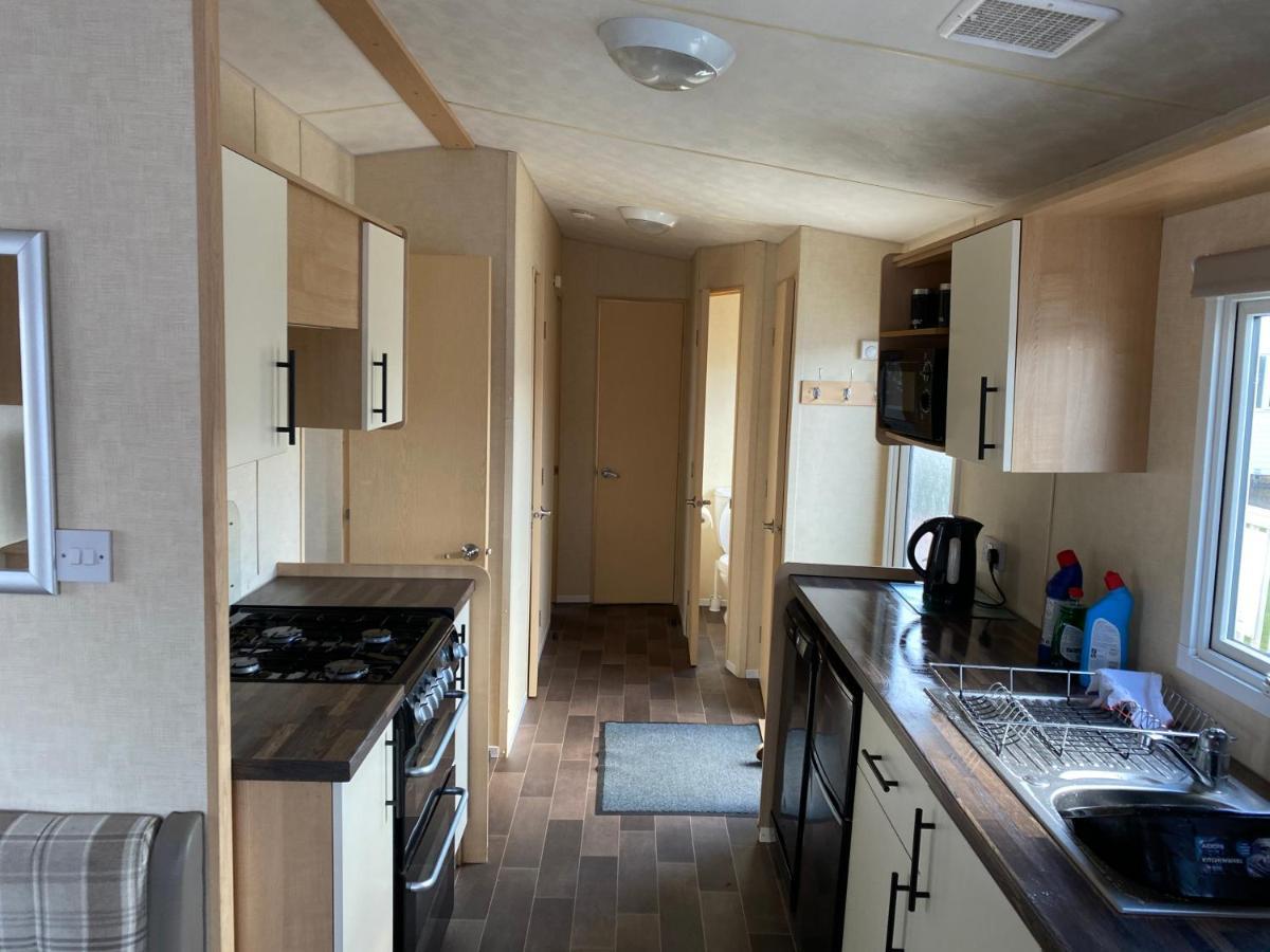 3 Bedroom 8 Berth Standard Basic Caravans With Hot Tub,Mountain Bikes Tattershall Exterior foto